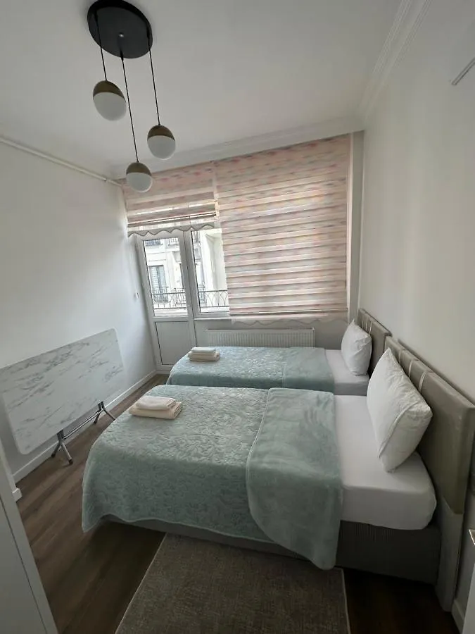 Apartament Center Of City In Besiktas 2 Plus 1 With 2 Bathroom And 3 Air Conditioner Istanbul